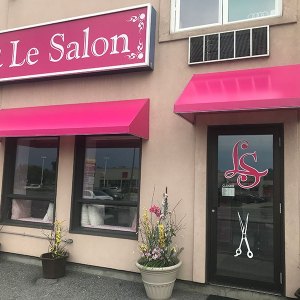 le-salon-commercial-awning