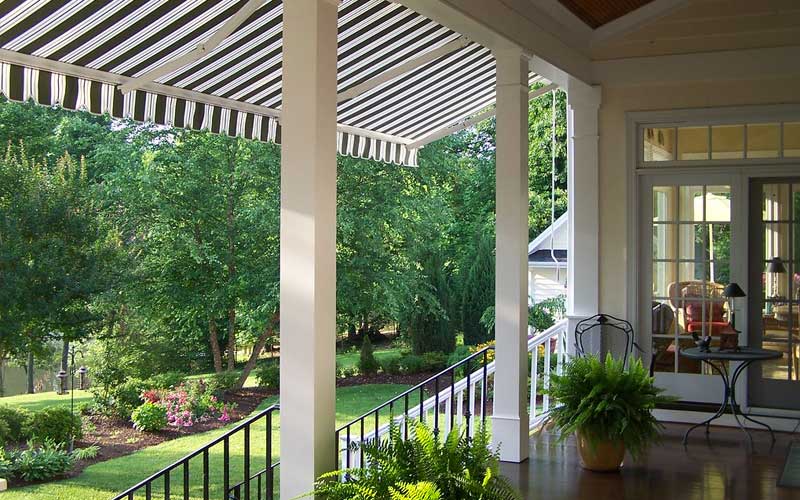 retractable awning with stripes