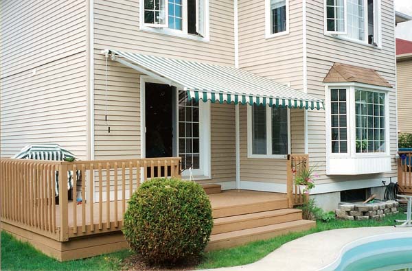 a jans retractable awning