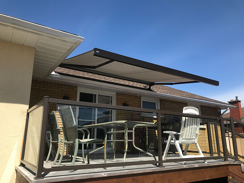 retractable awning on patio
