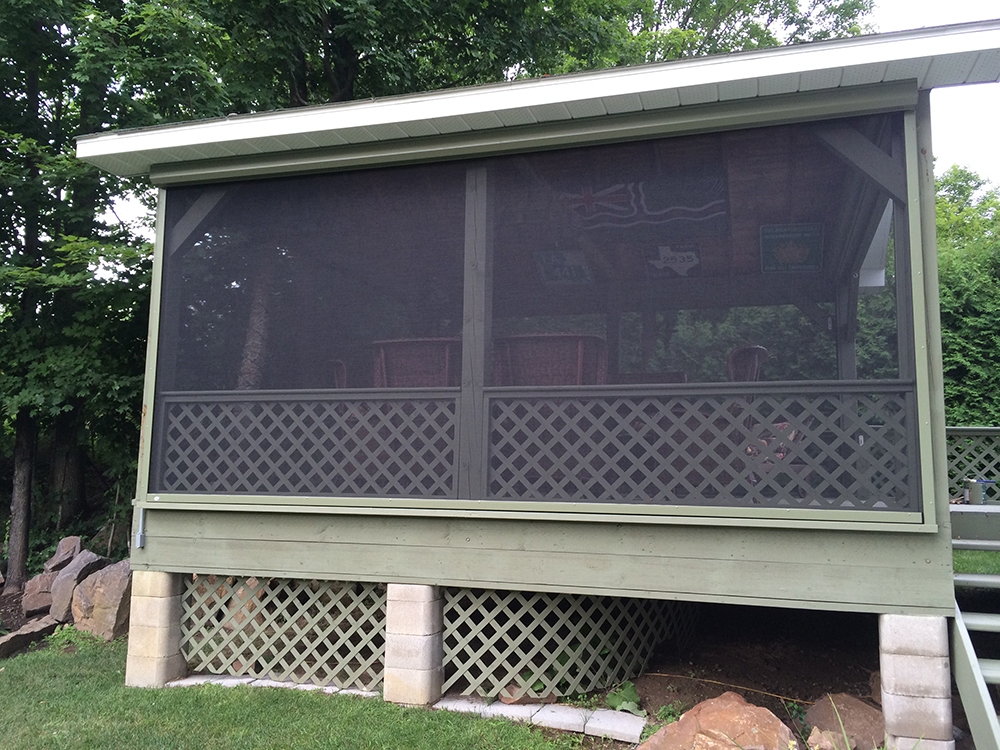 Screened Deck